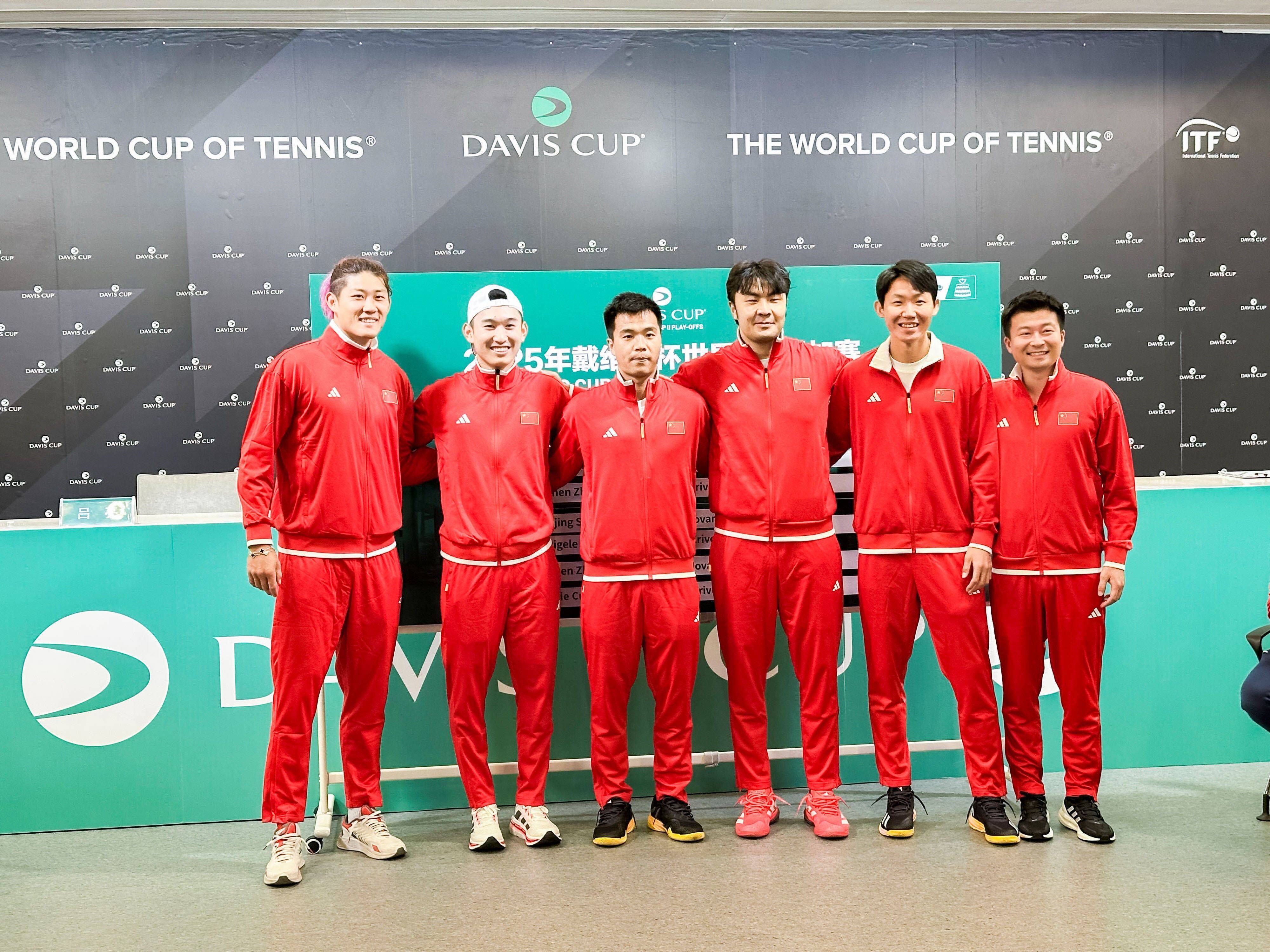 【戴维斯杯】张之臻、崔杰建功,中国队2比0领先黑山队