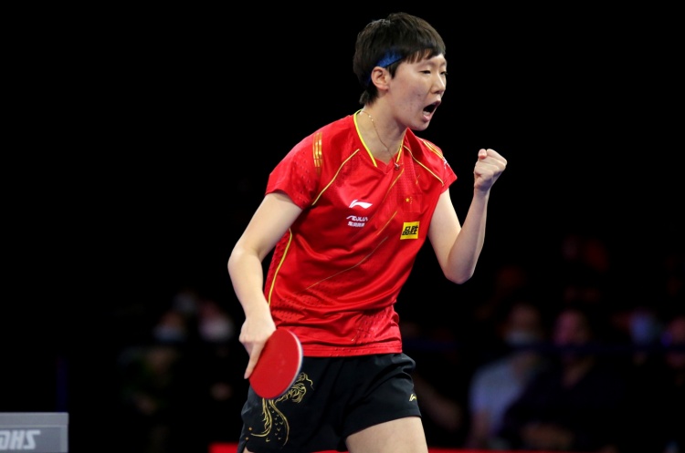 金年会体育女单夺冠!许昕点评王曼昱:打满分!她放低了姿态&挑不出毛病