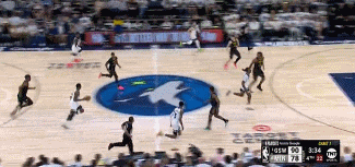 jinnianhui金年会继续追！爱德华兹强攻内线打成并造犯规 加罚也有