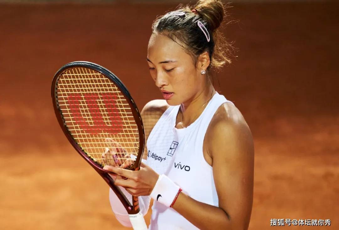 郑钦文1-2输球!苦战3个半小时出局,郑钦文快哭了